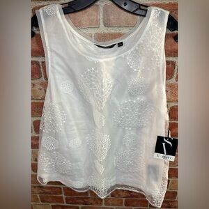 NWT Simply Vera dressy tank with overlay size large